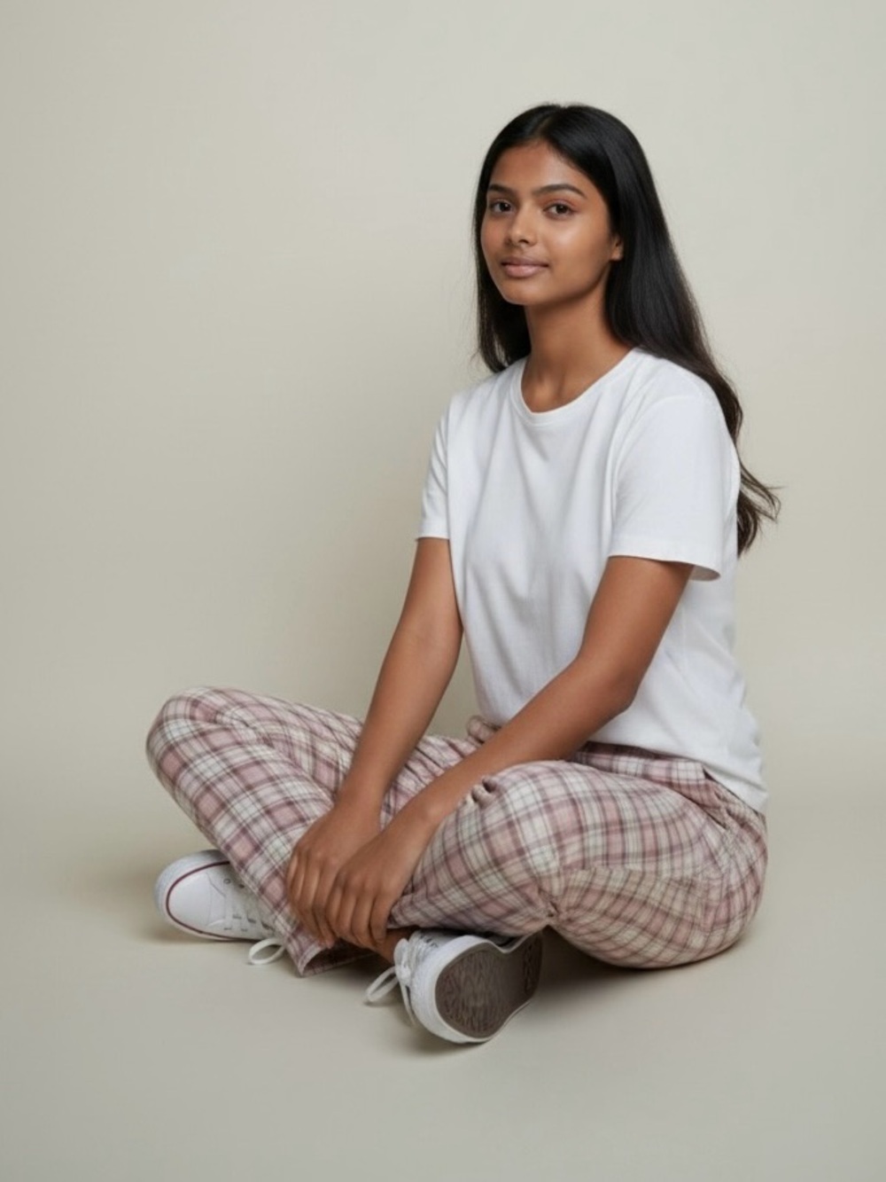 Victoria's Secret Pink & Gray Plaid Legging Pajama Pants Joggers - Size Medium
